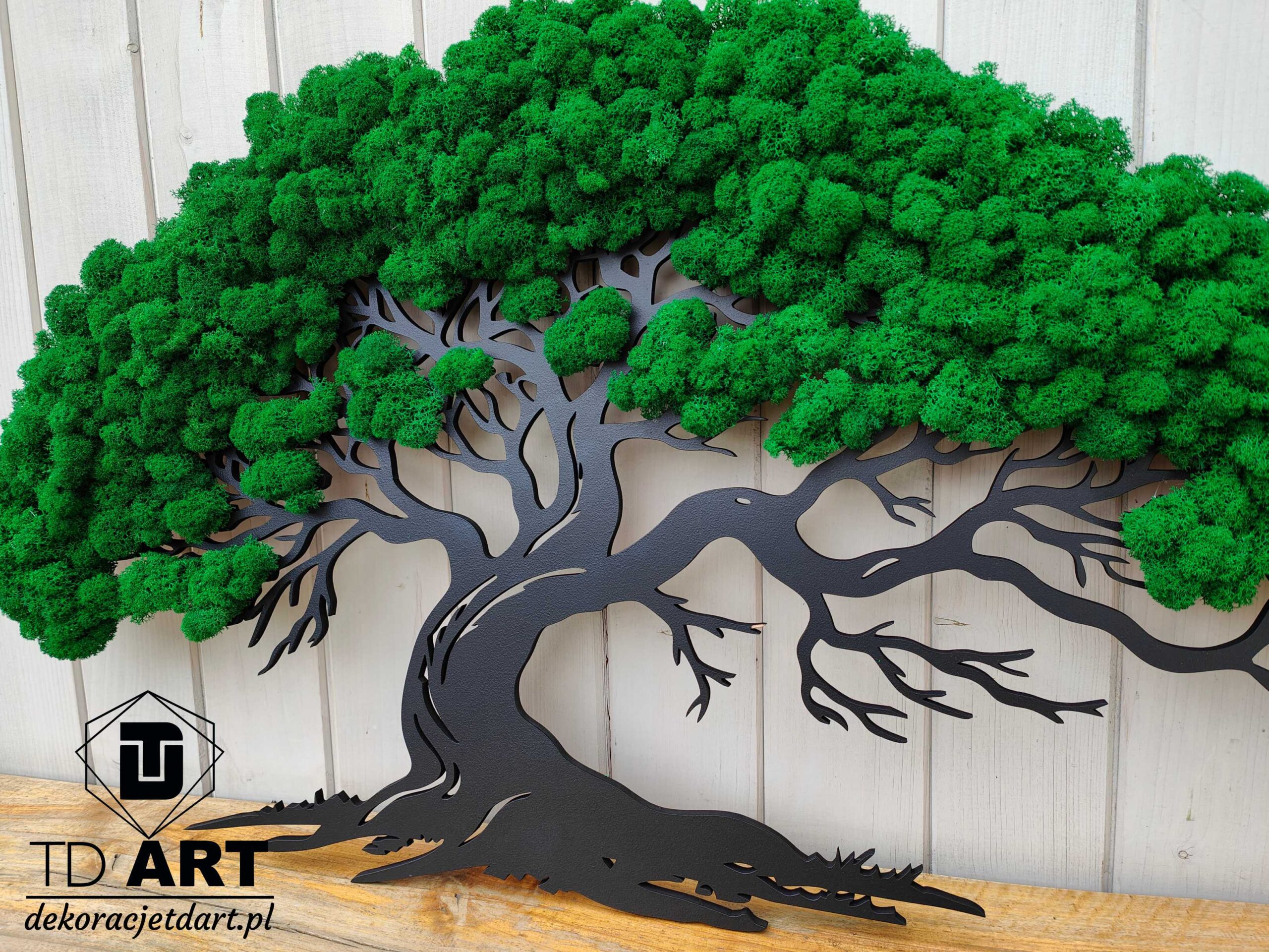 drzewo bonsai z mchem chrobotkiem z mchu chrobotka 746 Obraz z mchu chrobotka i czarnego MDF – ręcznie wykonane drzewo bonsai na ścianę